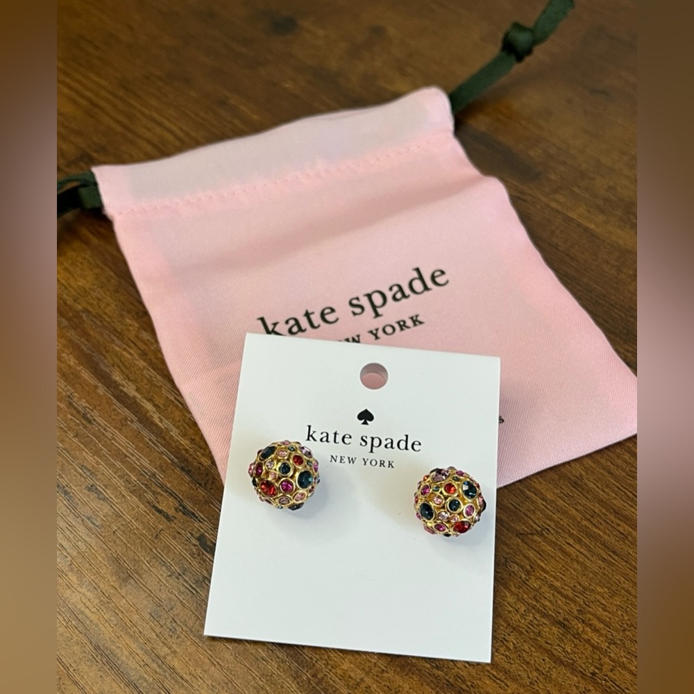 ✨Guaranteed Authentic Kate Spade ‘On The Dot’ Earrings✨